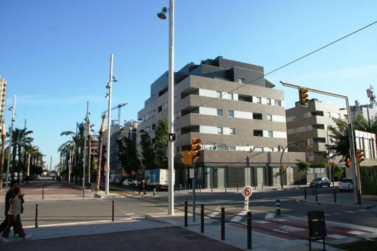 Forum Beach Sant Adria de Besos Luaran gambar